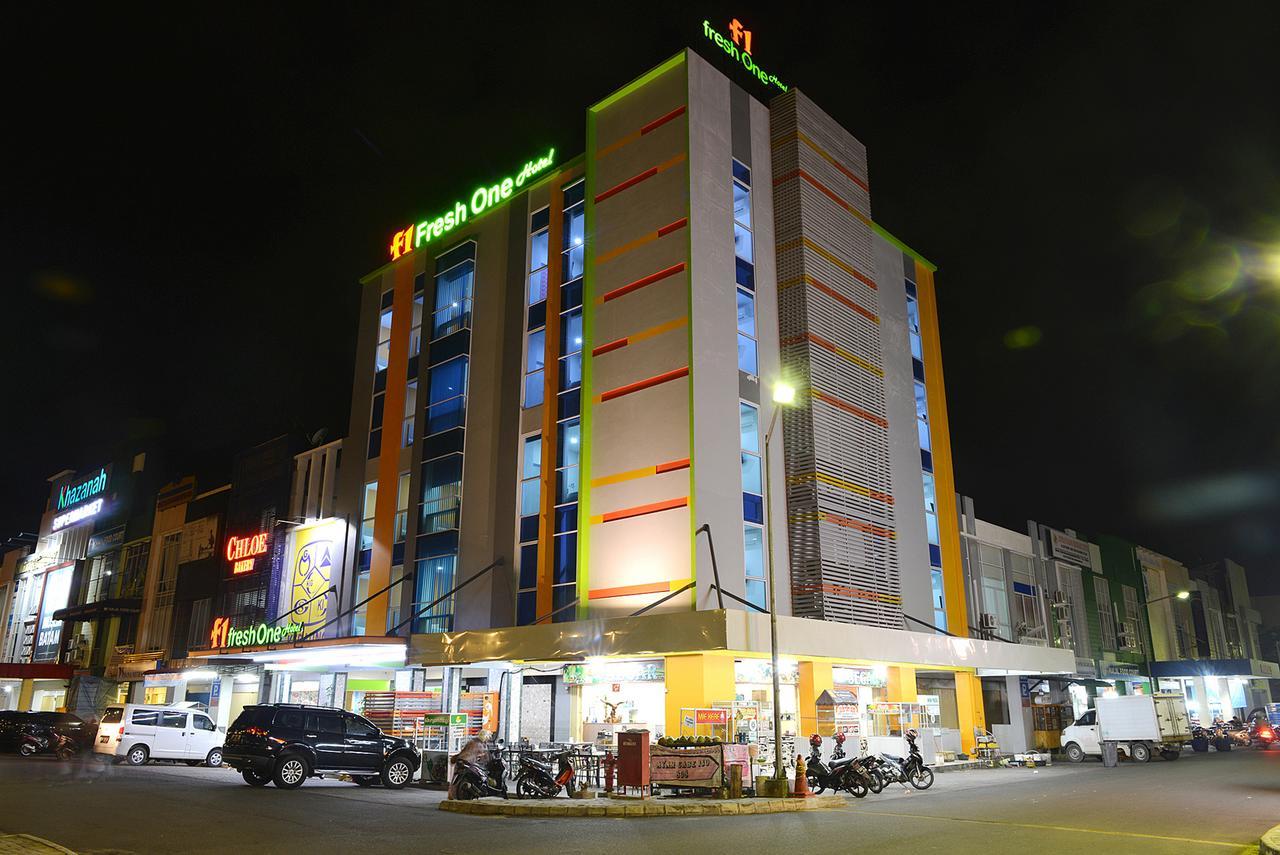 Fresh One Hotel Batam Exterior photo
